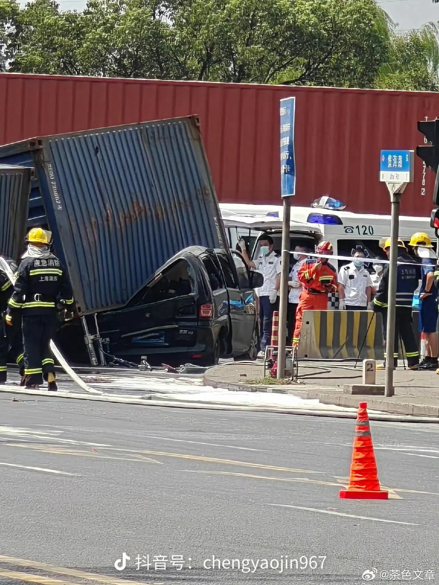 上海车祸最新消息，事故原因、救援进展与后续处理措施全解析